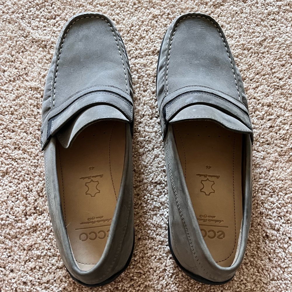 Mens Ecco dress shoes - never worn outside (just once inside)